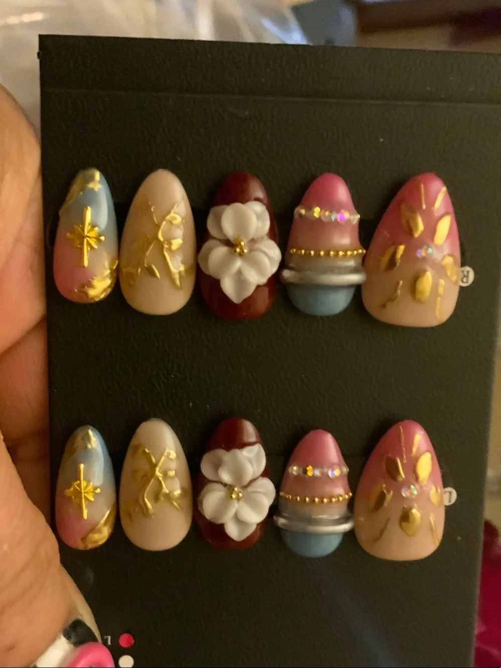 BGC CUSTOM PREMIUM NAILS L SHORT METALLIC ACCENTS &Pink, Blue, Beige& Burgendy